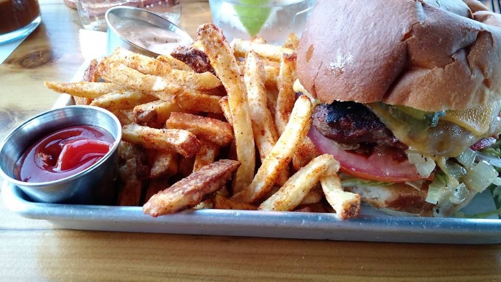 Clutch | restaurant | 427 Lincoln Blvd, Venice, CA 90291, USA | 3103968749 OR +1 310-396-8749