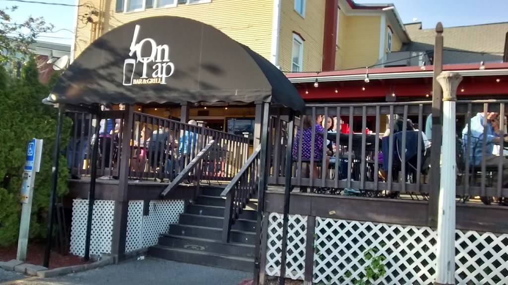 On Tap Bar & Grill | restaurant | 4 Park St, Essex Junction, VT 05452, USA | 8028783309 OR +1 802-878-3309