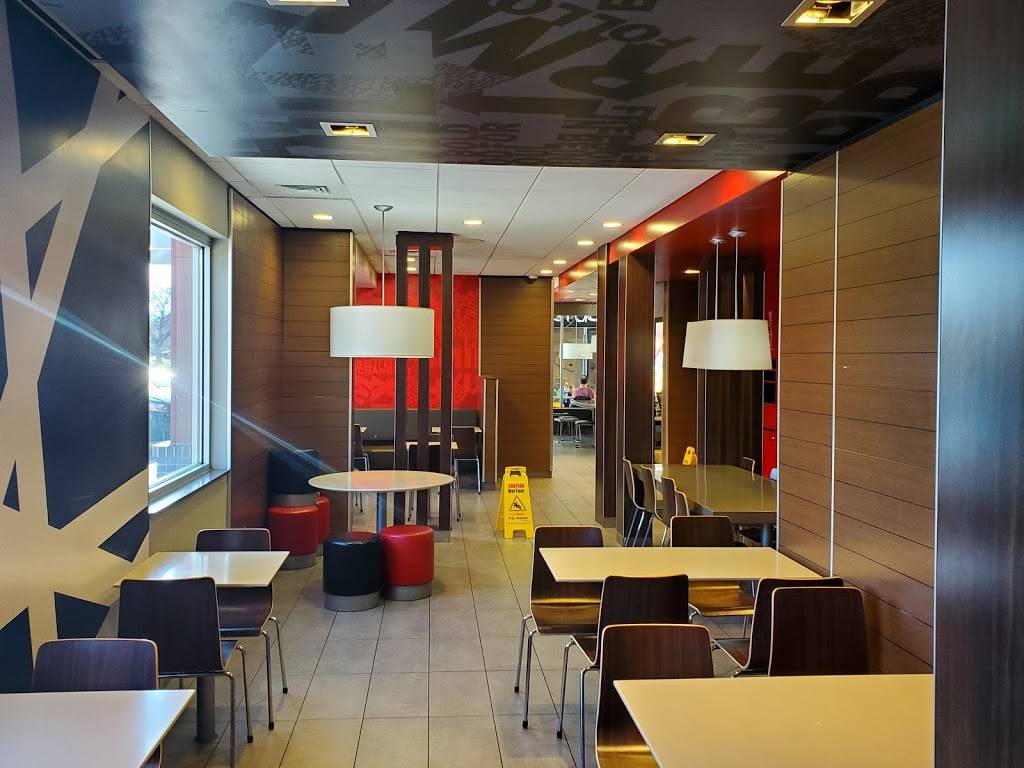 McDonalds | cafe | 3512 S Timberline Rd, Fort Collins, CO 80525, USA | 9702060428 OR +1 970-206-0428