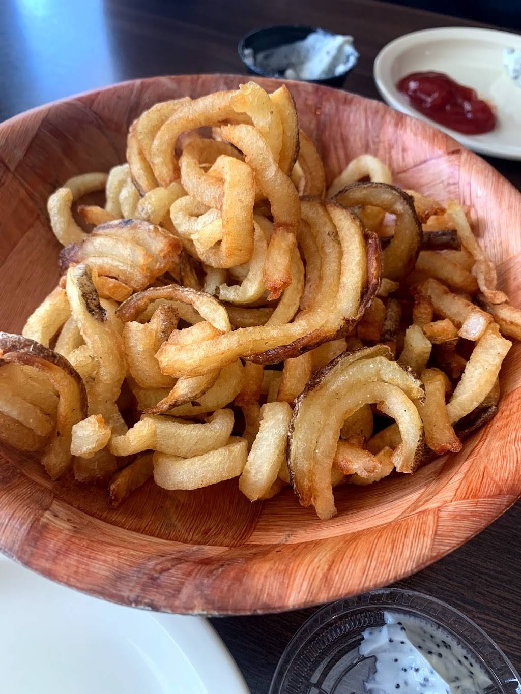 Wings Plus | meal takeaway | 1235 N University Dr, Coral Springs, FL 33071, USA | 9547574950 OR +1 954-757-4950