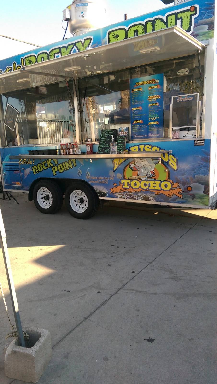 Mariscos Tocho | restaurant | 11299 Alameda St, Los Angeles, CA 90059, USA | 5624157519 OR +1 562-415-7519