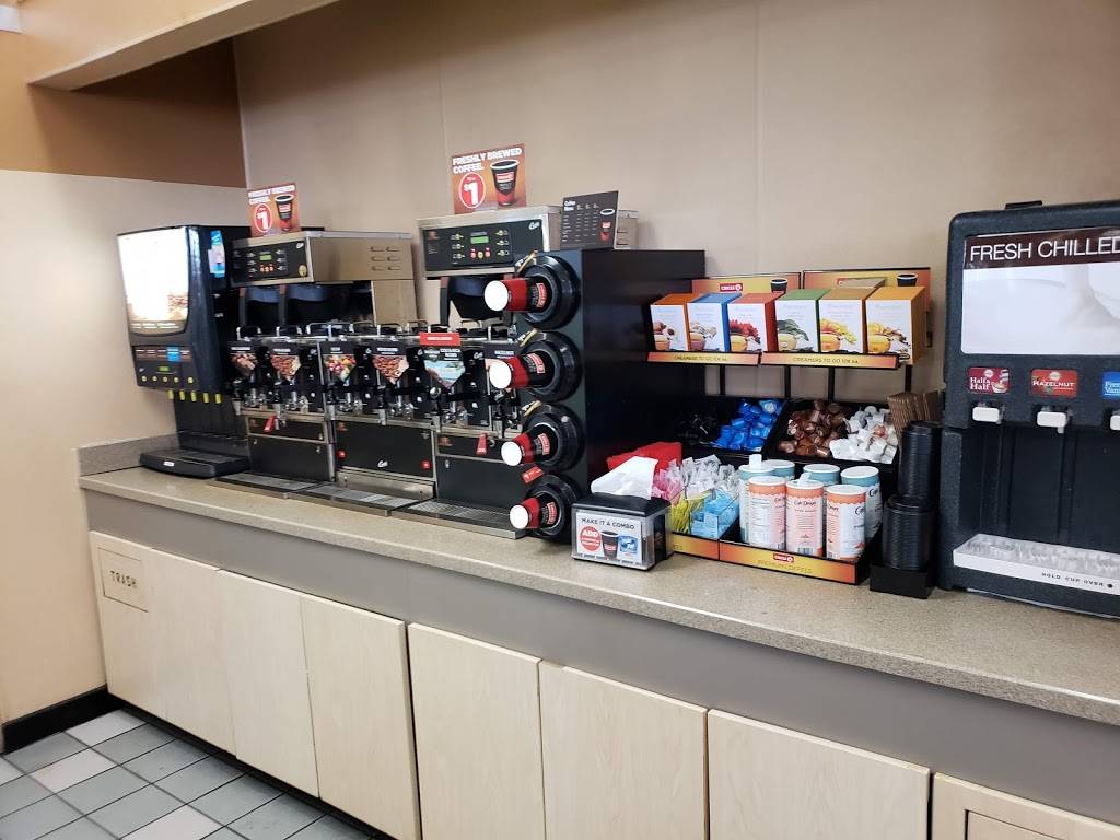 Circle K | meal takeaway | 2055 W C 48, Bushnell, FL 33513, USA | 3525681365 OR +1 352-568-1365