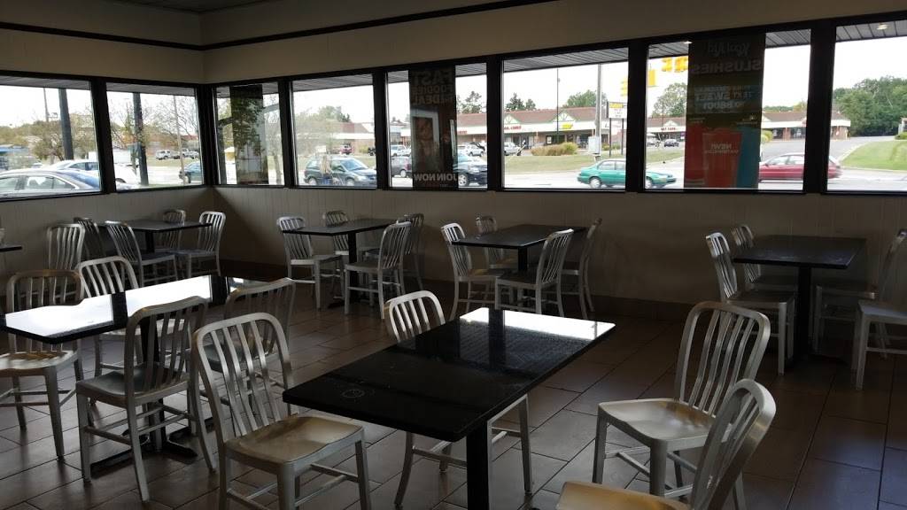 Checkers | restaurant | 2835 Washtenaw Ave, Ypsilanti, MI 48197, USA | 7349617411 OR +1 734-961-7411