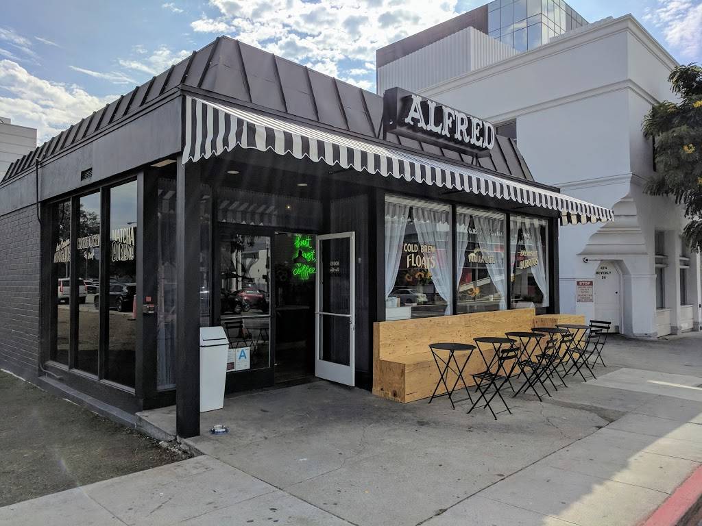 Alfred Coffee Beverly Hills | cafe | 490 N Beverly Dr, Beverly Hills, CA 90210, USA | 4243350170 OR +1 424-335-0170