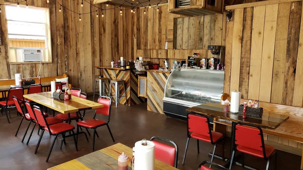 Hickory House Bbq | restaurant | 385 W Main St, Wytheville, VA 24382, USA | 2763352211 OR +1 276-335-2211