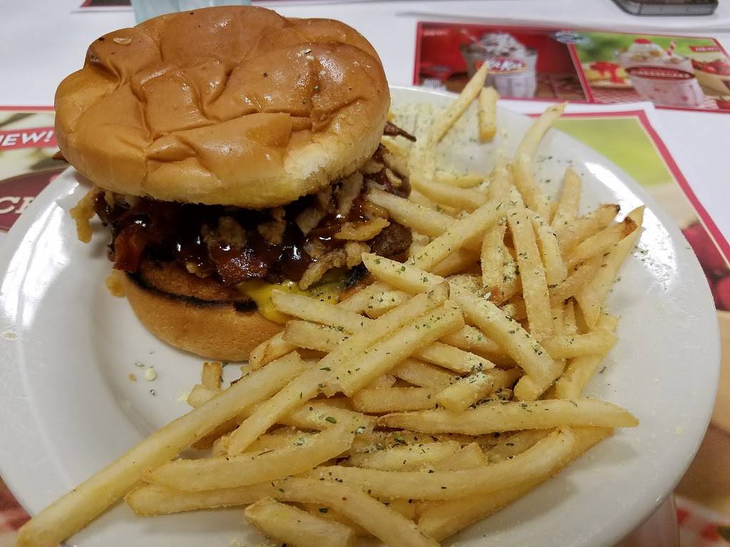 Steak n Shake | restaurant | 5300 N Abbe Rd, Elyria, OH 44035, USA | 4402190305 OR +1 440-219-0305