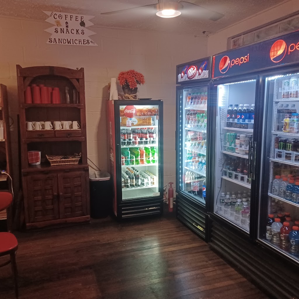 The B&E Market, One stop sin shop | restaurant | 1521 N Delphine Ave, Waynesboro, VA 22980, USA | 2293554208 OR +1 229-355-4208