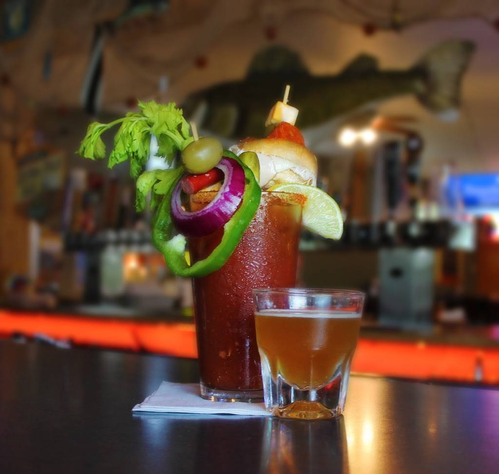 Boondocks Saloon and Grill | restaurant | 7047 Rice Lake Rd, Duluth, MN 55803, USA | 2187213003 OR +1 218-721-3003