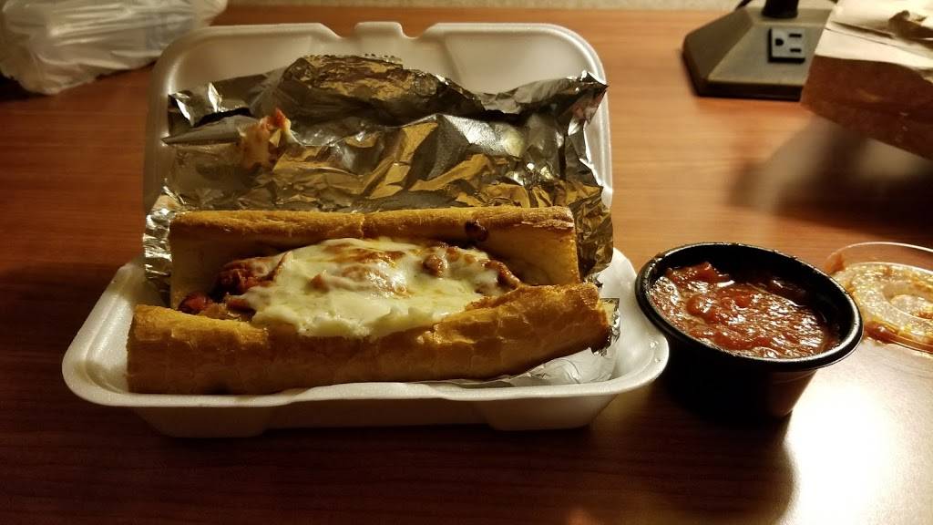 Rosatis Pizza | restaurant | 1652 S Eastwood Dr, Woodstock, IL 60098, USA | 8153383600 OR +1 815-338-3600