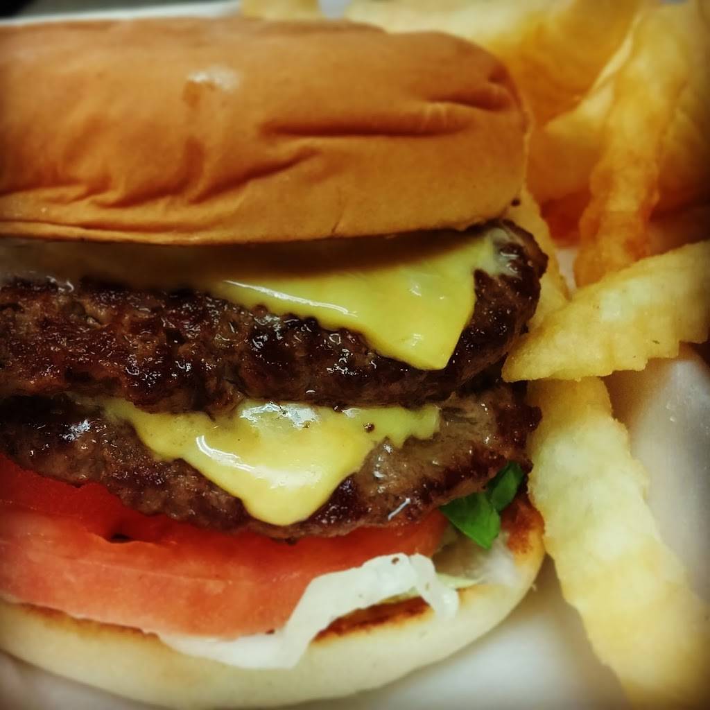 Chicken King #4 | restaurant | 3222 Rozzelles Ferry Rd, Charlotte, NC 28216, USA | 7043927744 OR +1 704-392-7744