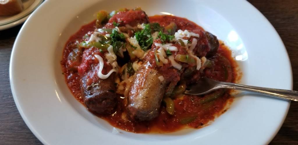 Di Ciccos Italian Restaurant | restaurant | 144 N Blackstone Ave, Fresno, CA 93701, USA | 5592377054 OR +1 559-237-7054