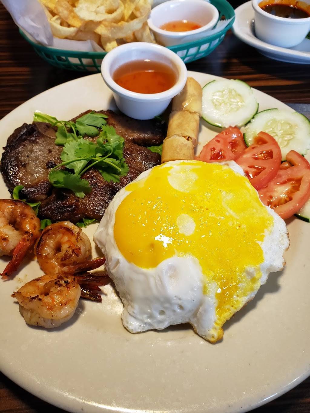 Pho Nomenal | restaurant | 133 #C, N Lhs Dr, Lumberton, TX 77657, USA | 4092275333 OR +1 409-227-5333