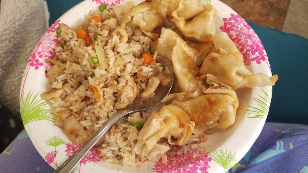 New China | restaurant | 155, 6044 S 16th St, Phoenix, AZ 85042, USA | 6022439559 OR +1 602-243-9559