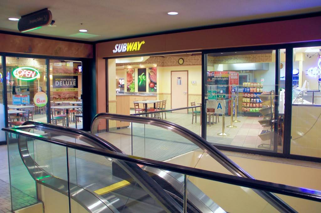 Subway Restaurants | restaurant | 404 S Figueroa St #608, Los Angeles, CA 90071, USA | 2136889197 OR +1 213-688-9197