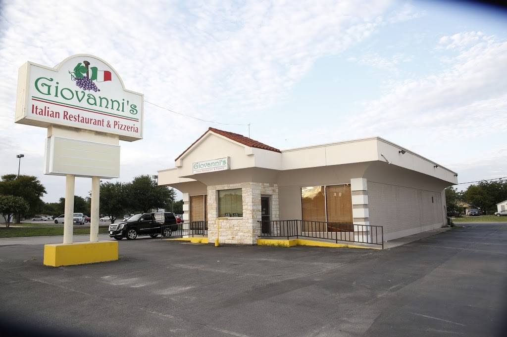 Giovannis Italian Restaurant | restaurant | 801 S Key Ave, Lampasas, TX 76550, USA | 5125563362 OR +1 512-556-3362