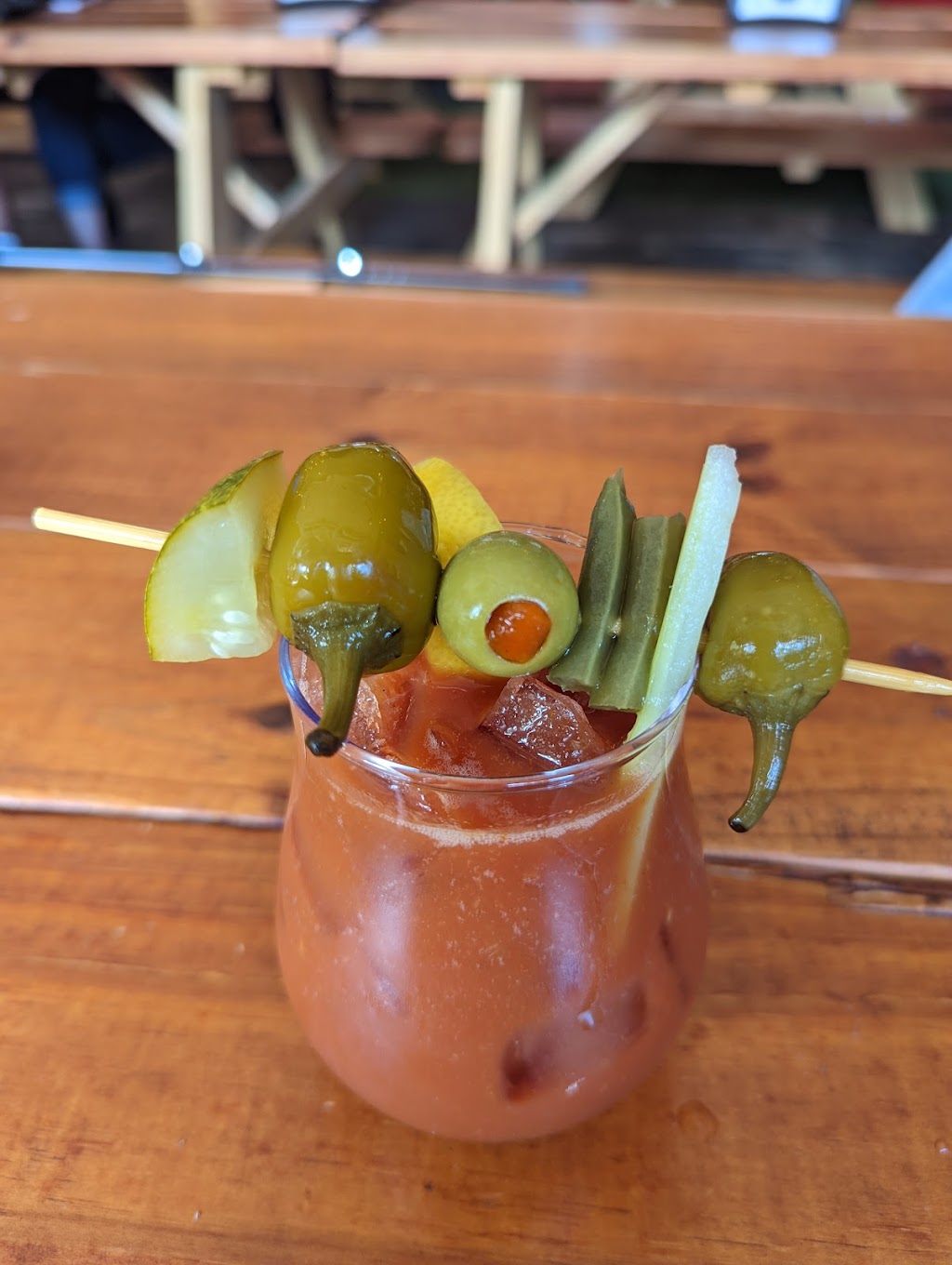 Skout Taphouse & Provisions | restaurant | 21 Winburn Way, Ashland, OR 97520, USA | 5414820119 OR +1 541-482-0119