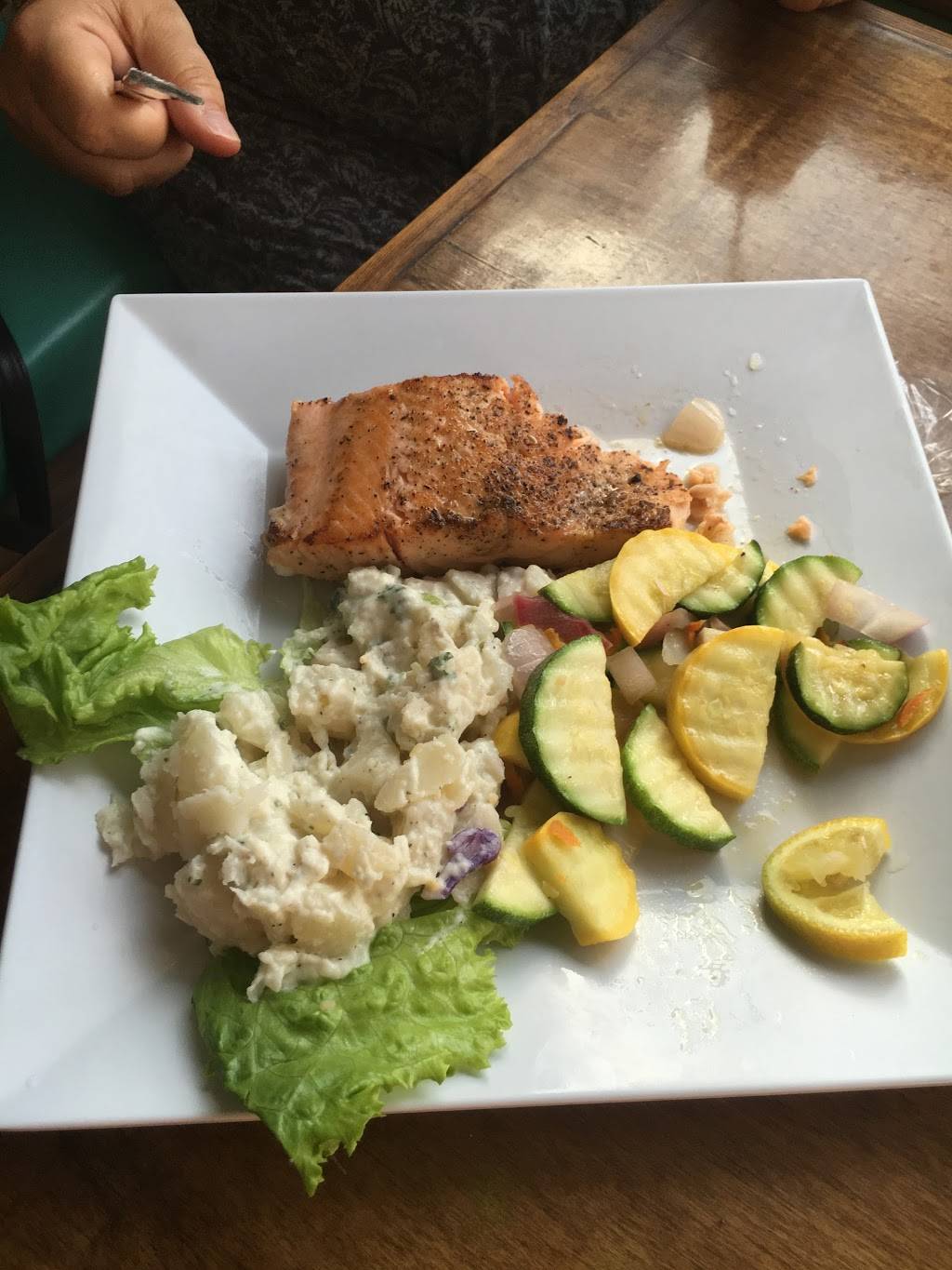 Ricks Reef | restaurant | 6712 Gulf Blvd, St Pete Beach, FL 33706, USA | 7278260752 OR +1 727-826-0752