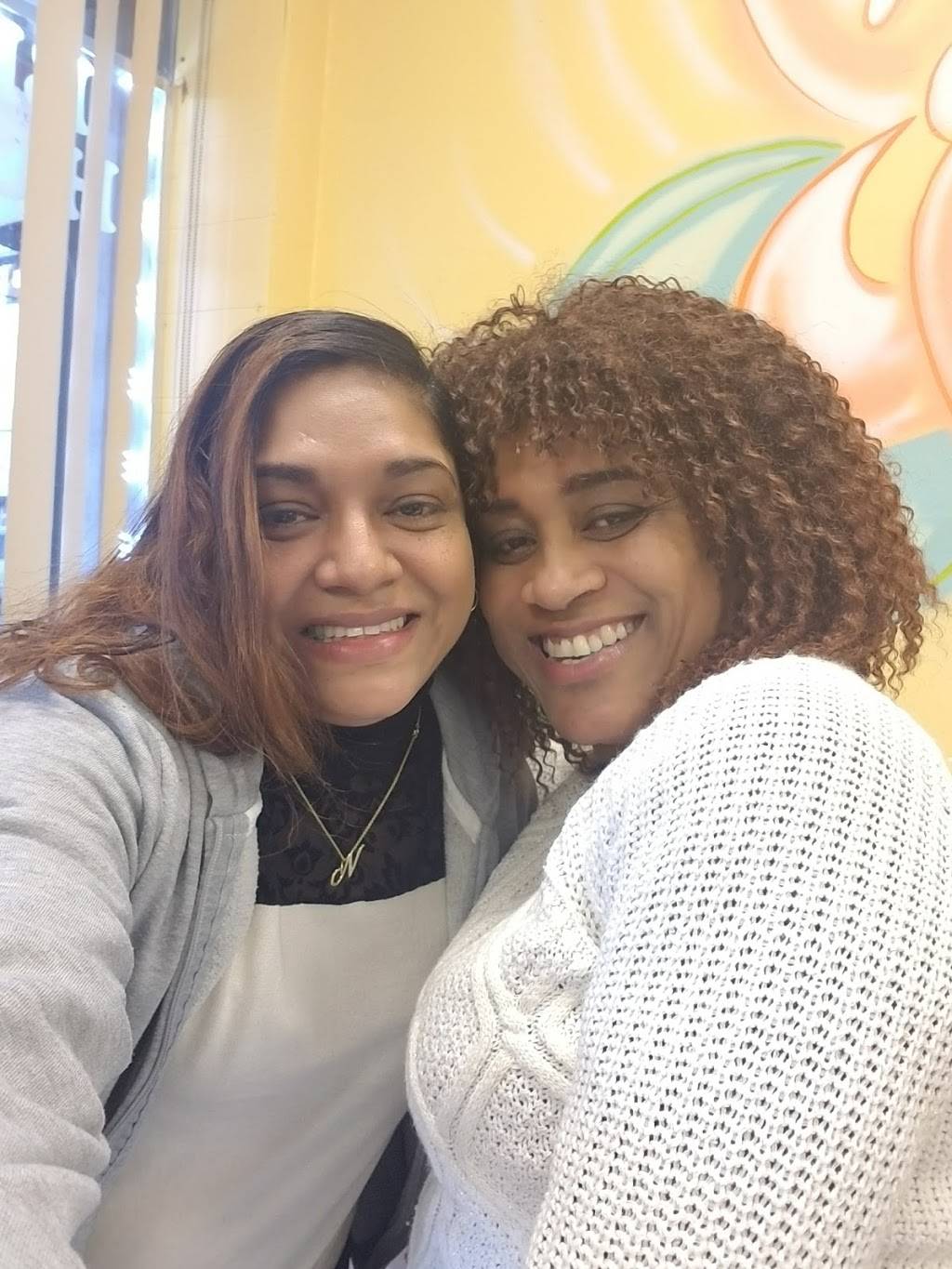 Phillys Caribbean Cuisine | restaurant | 5555 N 5th St, Philadelphia, PA 19120, USA | 2152245555 OR +1 215-224-5555