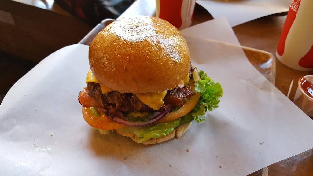 Burger Urge | restaurant | 1599 Haight St # A, San Francisco, CA 94117, USA | 4155220122 OR +1 415-522-0122