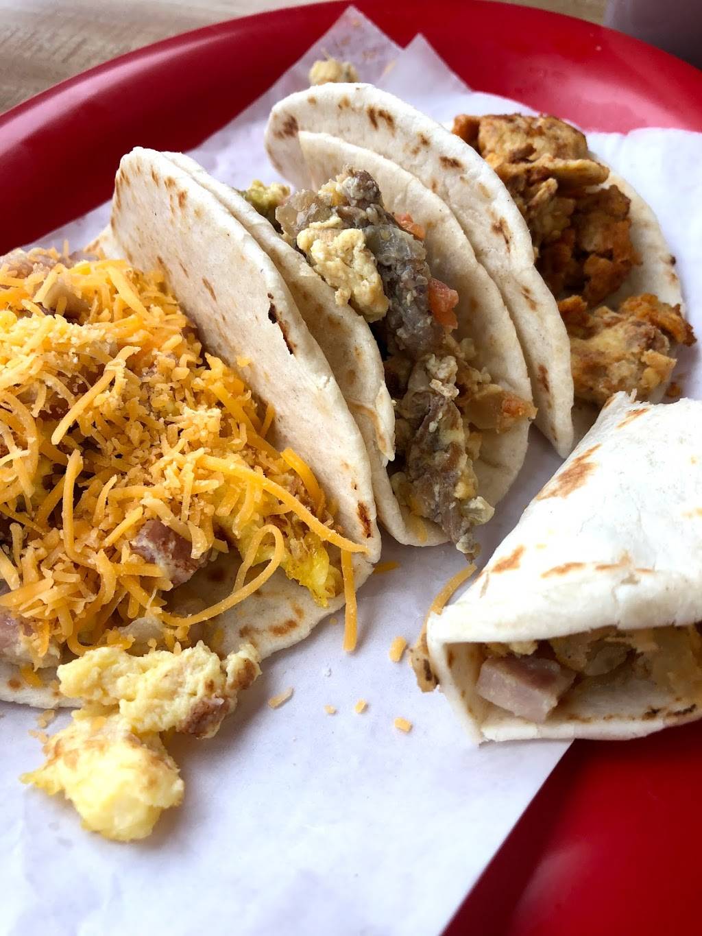 Habaneros The Taco Revolution | restaurant | 2100 E Lamar Blvd, Arlington, TX 76006, USA | 8178610014 OR +1 817-861-0014