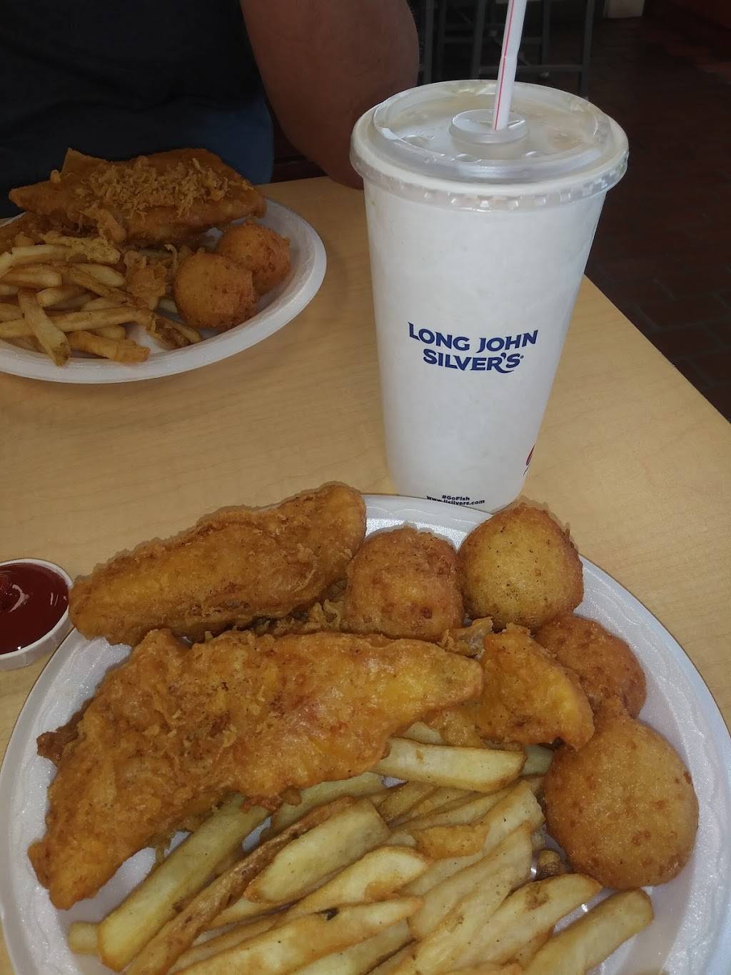 Long John Silvers | restaurant | 6929 Harrisburg Blvd, Houston, TX 77011, USA | 2818889589 OR +1 281-888-9589