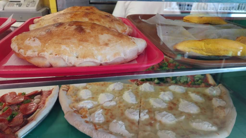 Capri II Pizzeria | restaurant | 149 Dreiser Loop, Bronx, NY 10475, USA | 7186713822 OR +1 718-671-3822