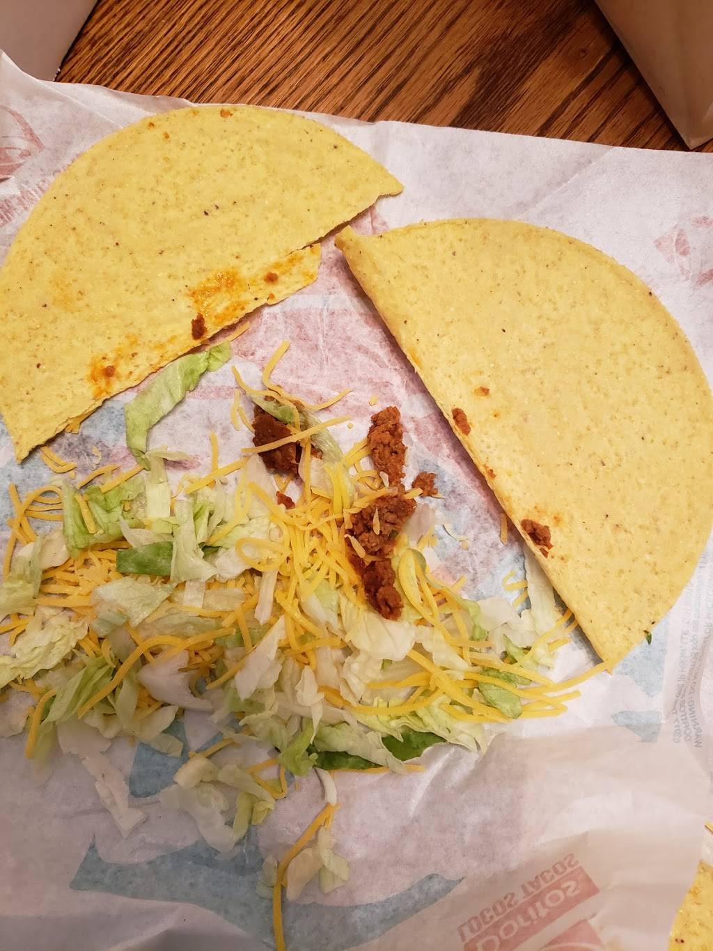 Taco Bell | meal takeaway | 8050 6th St, Wellington, CO 80549, USA | 9705689991 OR +1 970-568-9991