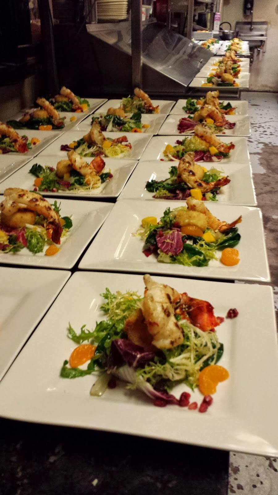 DiSalvos Lounge | night club | 355 E 4th St, Williamsport, PA 17701, USA | 5703271200 OR +1 570-327-1200