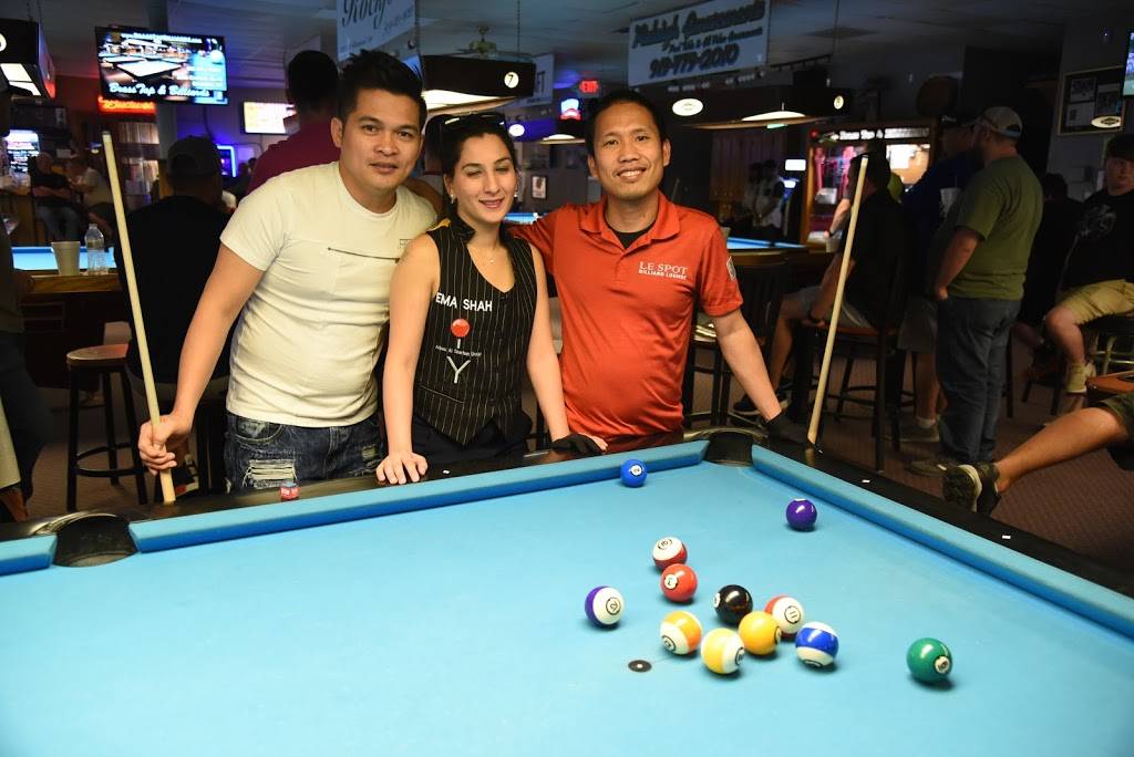 Brass Tap & Billiards | restaurant | 3316 Capital Blvd, Raleigh, NC 27604, USA | 9198762382 OR +1 919-876-2382