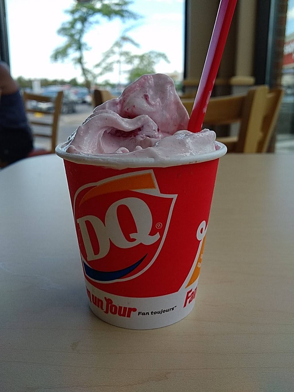 Dairy Queen Grill & Chill | restaurant | 1675 Tenth Line Rd, Orléans, ON K1E 3P6, Canada | 6138418989 OR +1 613-841-8989