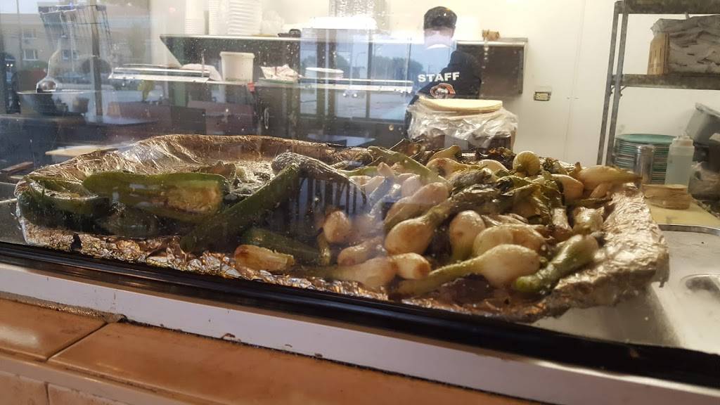 Lucky Burrito | restaurant | 6619 95th St, Oak Lawn, IL 60453, USA | 7082331532 OR +1 708-233-1532