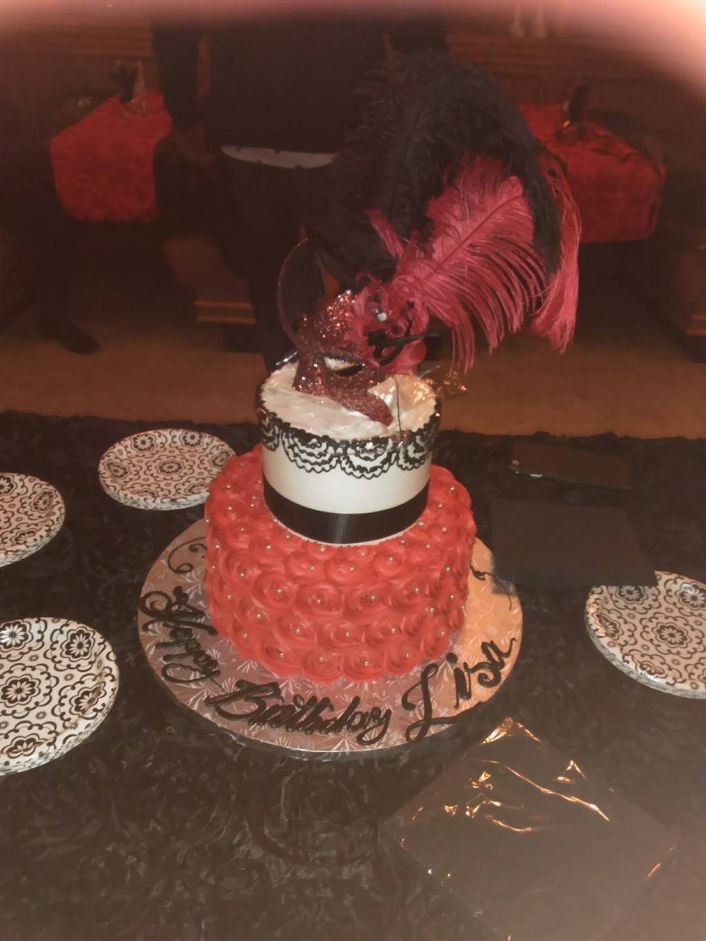 Oak Leaf Lounge | restaurant | 7412 Harrison St, Forest Park, IL 60130, USA | 7083660059 OR +1 708-366-0059