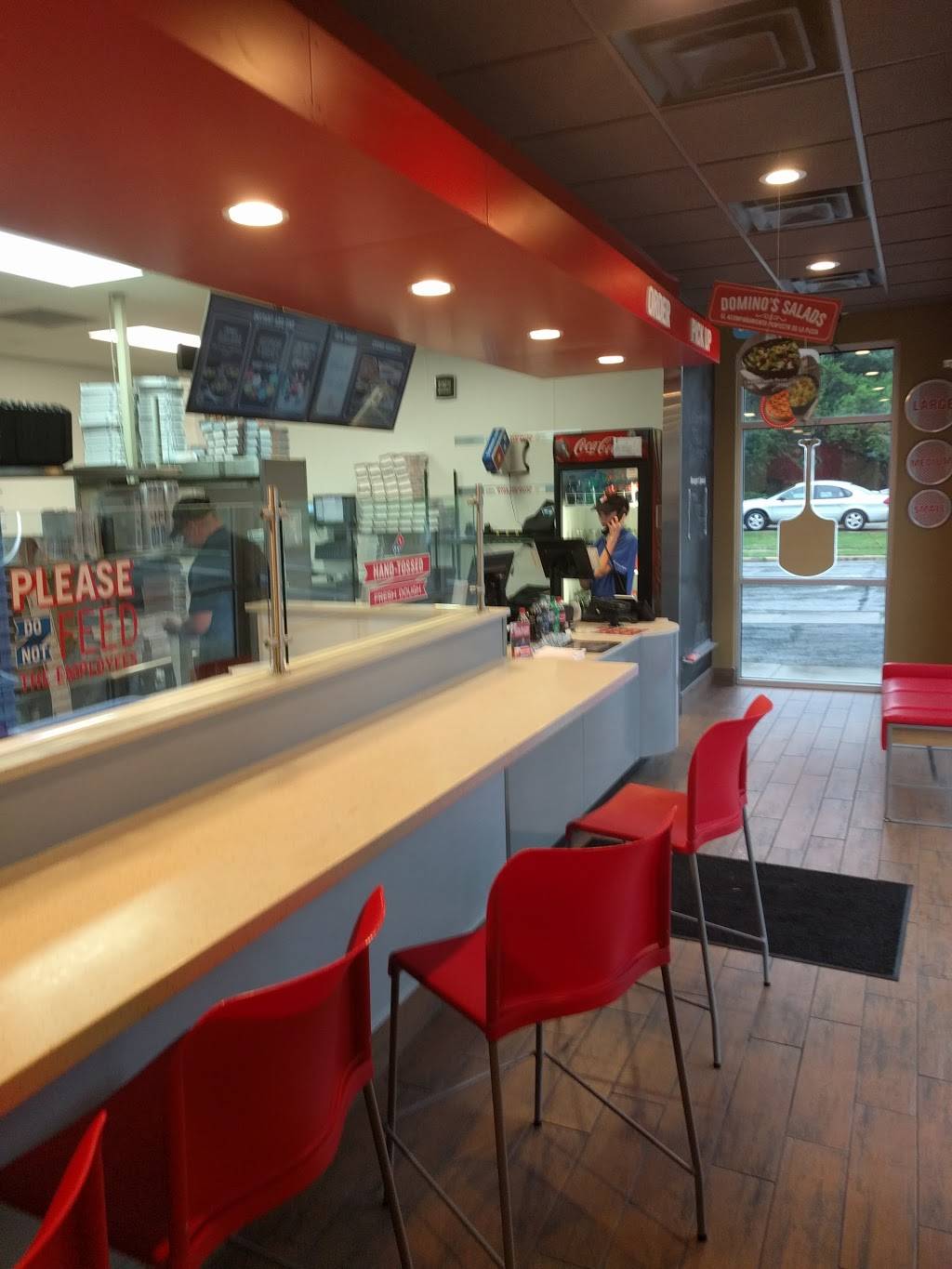 Dominos Pizza | meal delivery | 265 W Locust St, Wilmington, OH 45177, USA | 9373820933 OR +1 937-382-0933