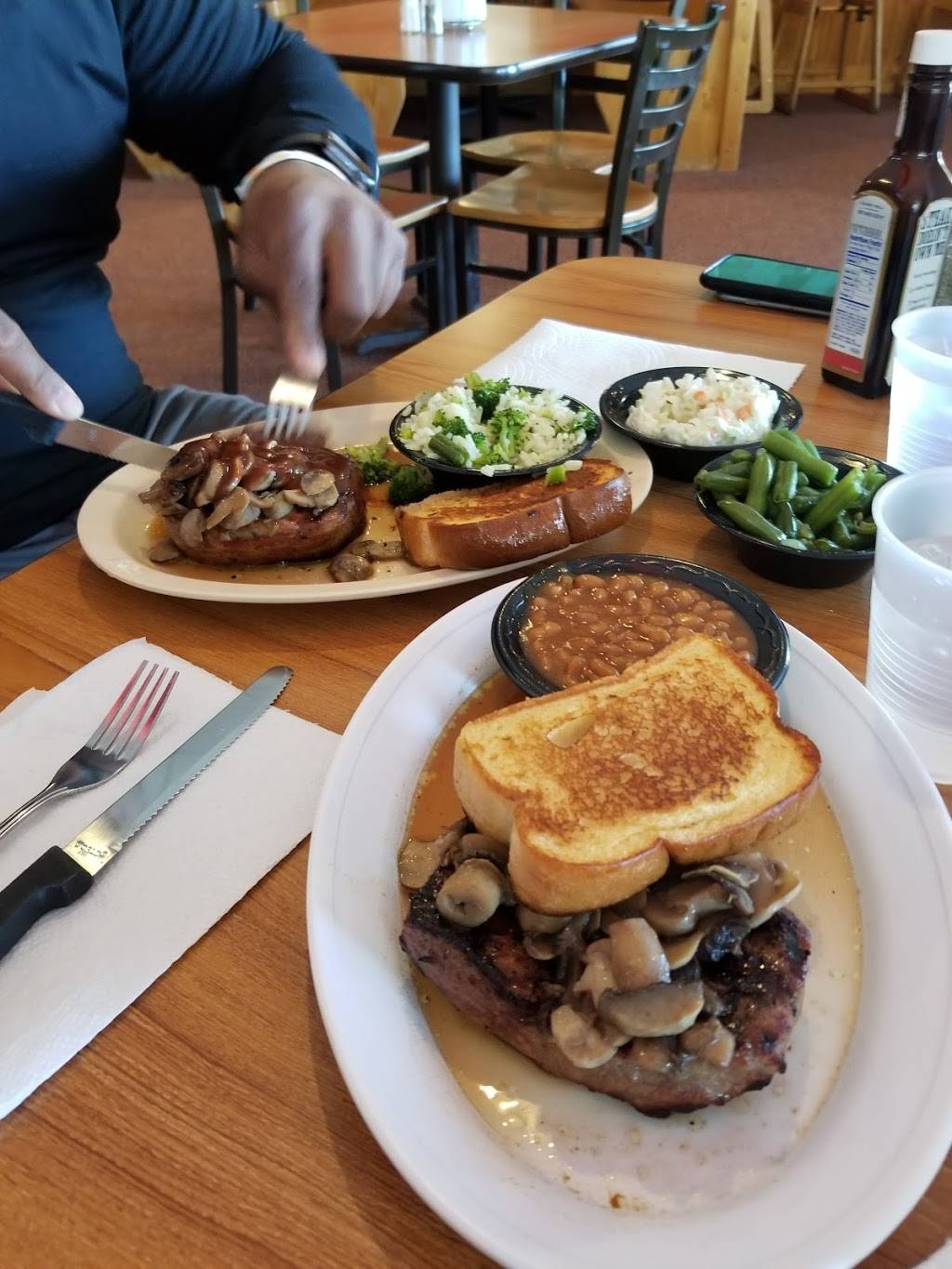 Broosters Open Hearth Chicken | restaurant | 434 22nd St, Lombard, IL 60148, USA | 6304952442 OR +1 630-495-2442