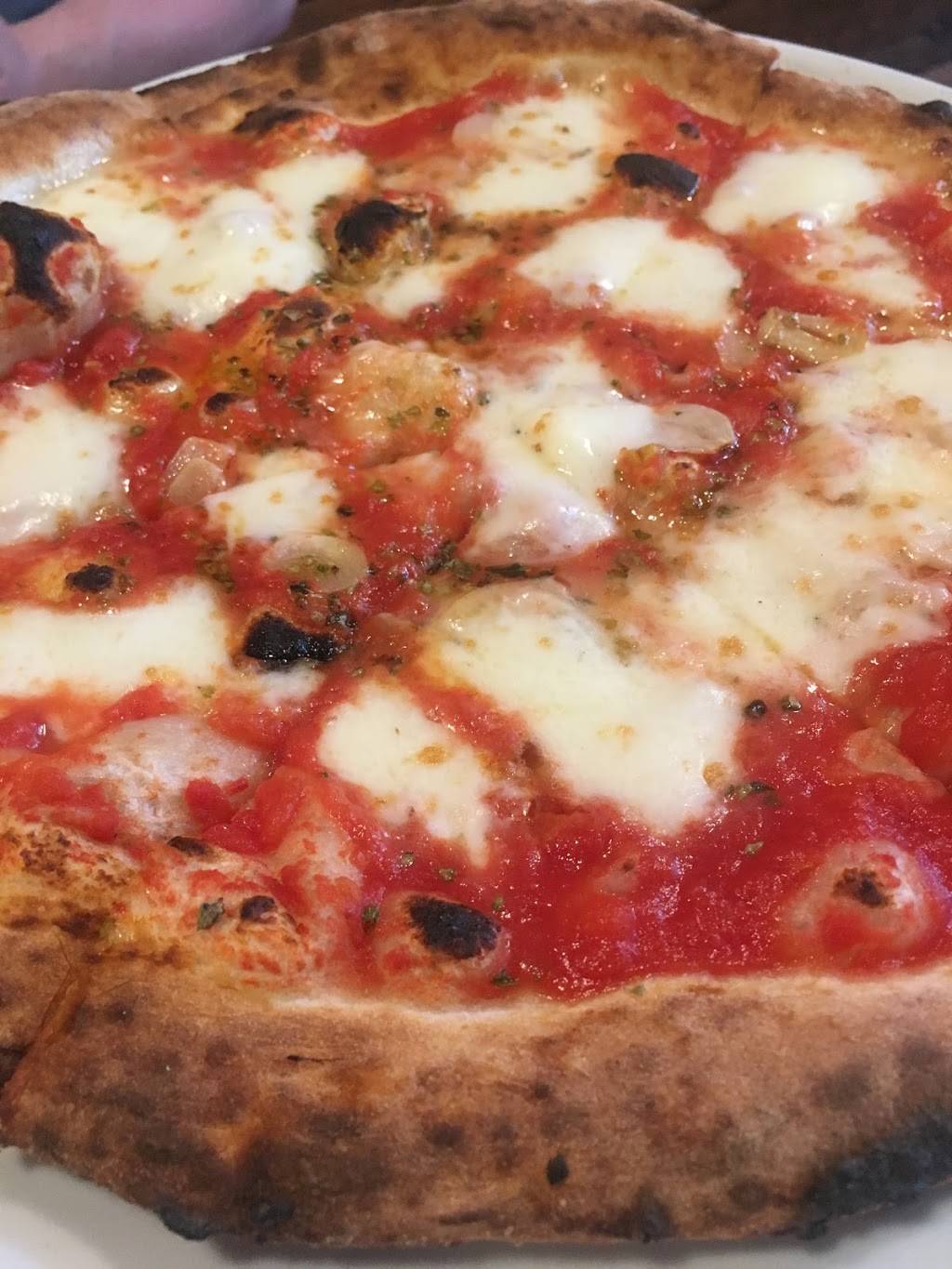 Pizza Capo | restaurant | 318 NE 3rd St, McMinnville, OR 97128, USA | 5034728040 OR +1 503-472-8040