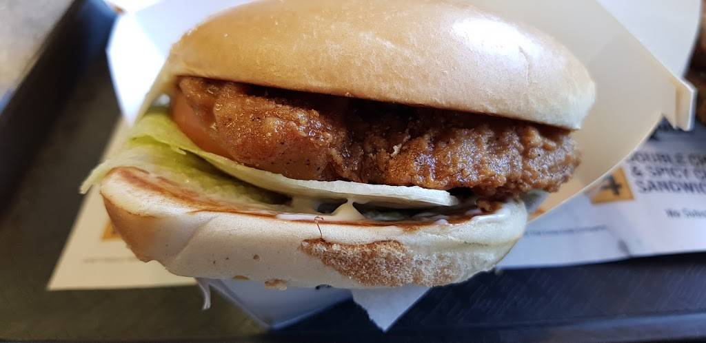 Carls Jr. | restaurant | 1091 N Tustin Ave, Anaheim, CA 92807, USA | 7146668934 OR +1 714-666-8934