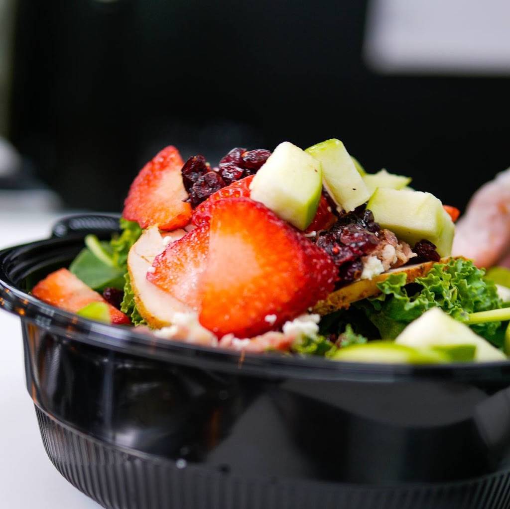 Green District Salads | restaurant | 126 Breckenridge Ln, Louisville, KY 40207, USA | 5024095293 OR +1 502-409-5293