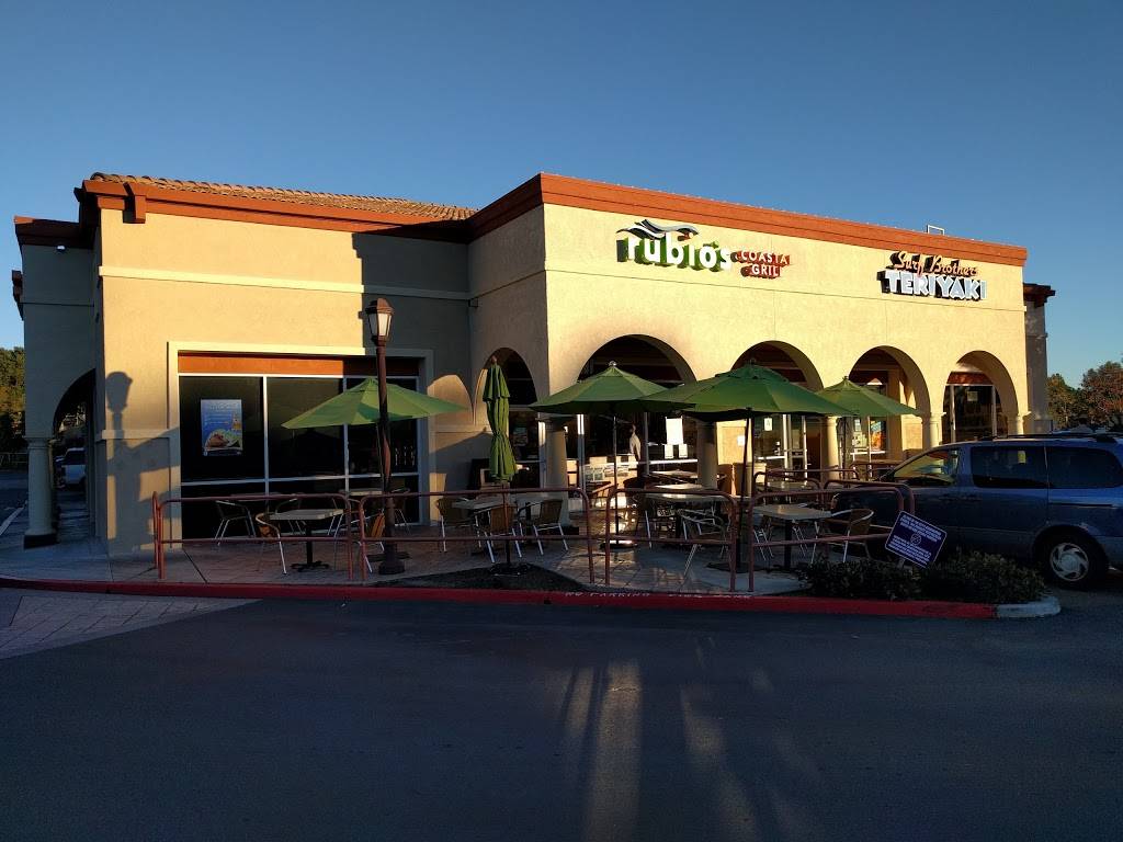 Rubios Coastal Grill | restaurant | 8935 Towne Centre Dr #100, San Diego, CA 92122, USA | 8584531666 OR +1 858-453-1666
