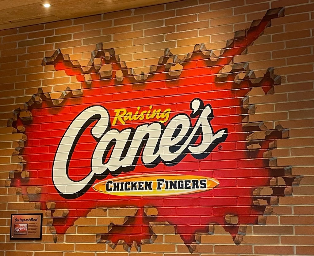 Raising Canes Chicken Fingers | meal takeaway | 201 E 136th Ave, Thornton, CO 80023, USA | 3032229401 OR +1 303-222-9401
