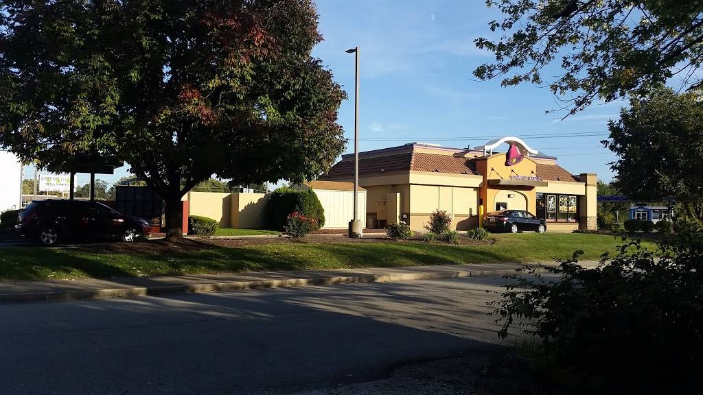 Taco Bell | meal takeaway | 7230 Pendleton Pike, Lawrence, IN 46226, USA | 3175411897 OR +1 317-541-1897