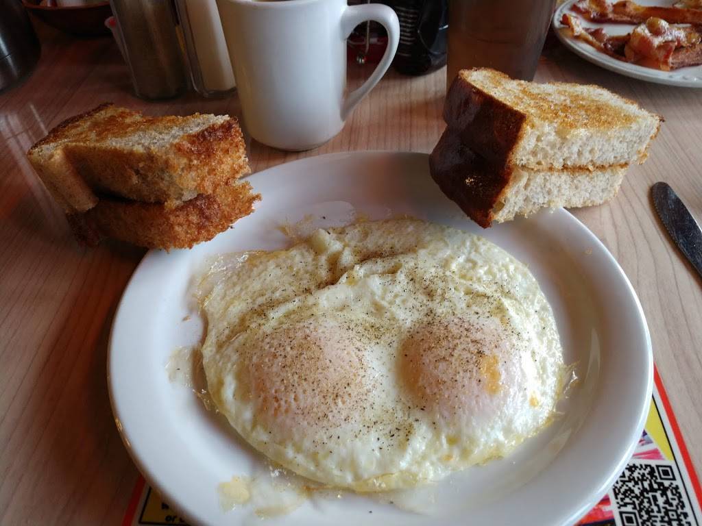 Old Hamlin Restaurant | restaurant | 122 W Ludington Ave, Ludington, MI 49431, USA | 2318434251 OR +1 231-843-4251