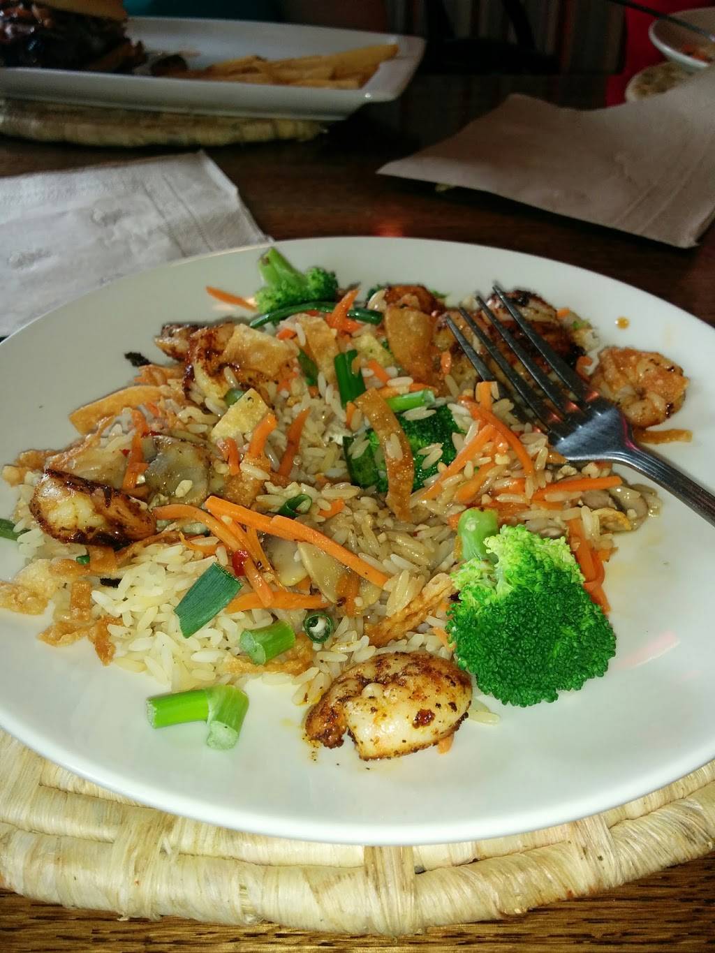 Applebees Grill + Bar | restaurant | 5377 W. Atlantic Blvd Lakewood Shopping Center, Margate, FL 33063, USA | 9549690866 OR +1 954-969-0866