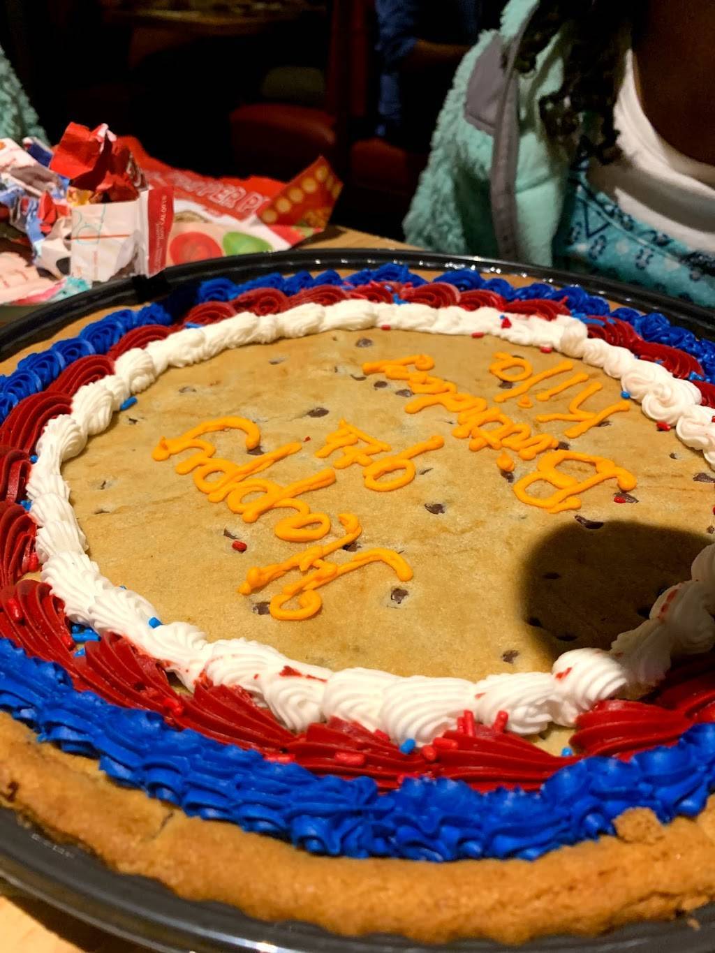 Chilis Grill & Bar | meal takeaway | 7304 Kingston Pike, Knoxville, TN 37919, USA | 8655848195 OR +1 865-584-8195