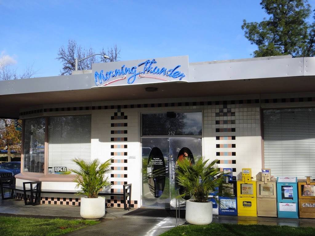 Morning Thunder Cafe | restaurant | 352 Vallombrosa Ave, Chico, CA 95926, USA | 5303429717 OR +1 530-342-9717