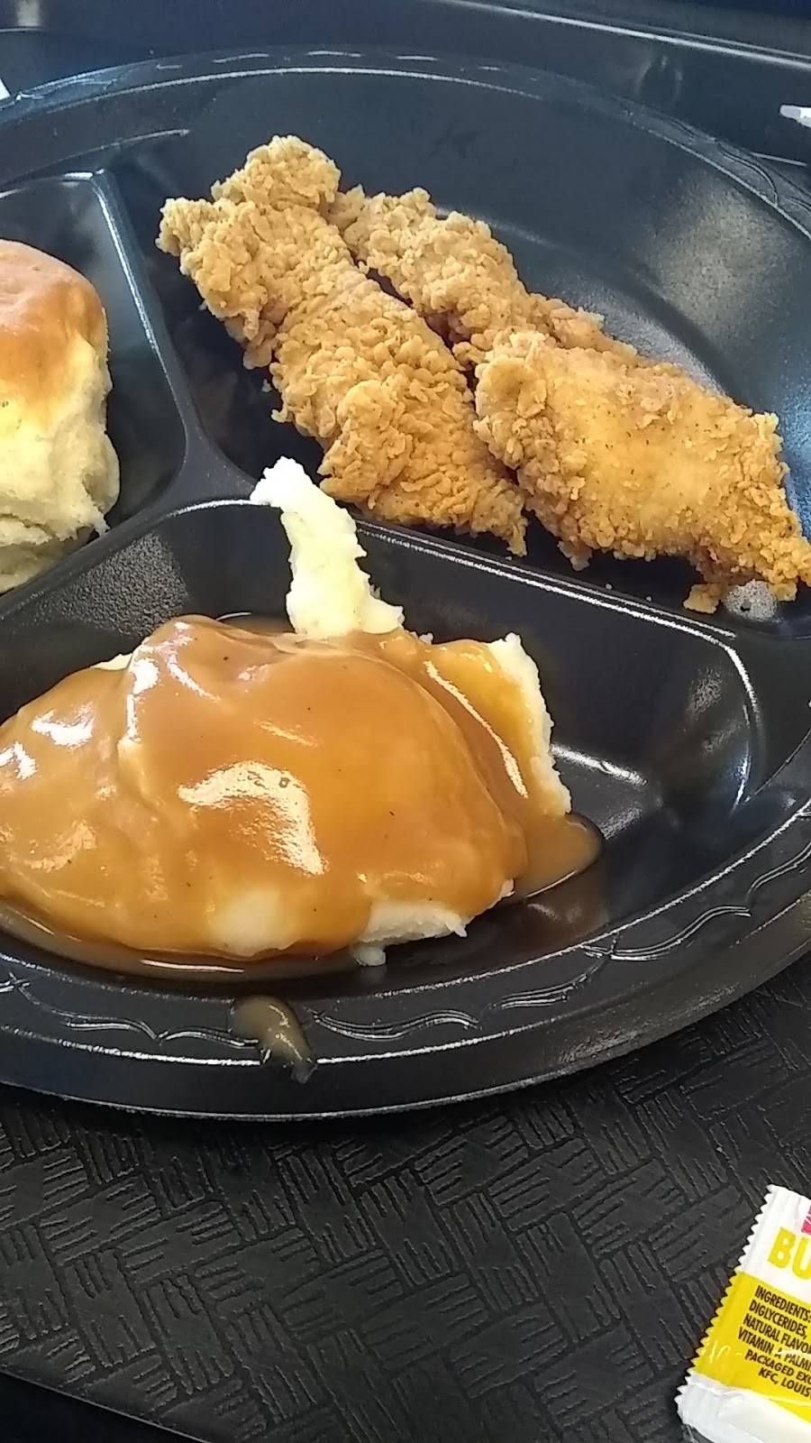 KFC | restaurant | 43 Longview Dr, Bangor, ME 04401, USA | 2079900460 OR +1 207-990-0460