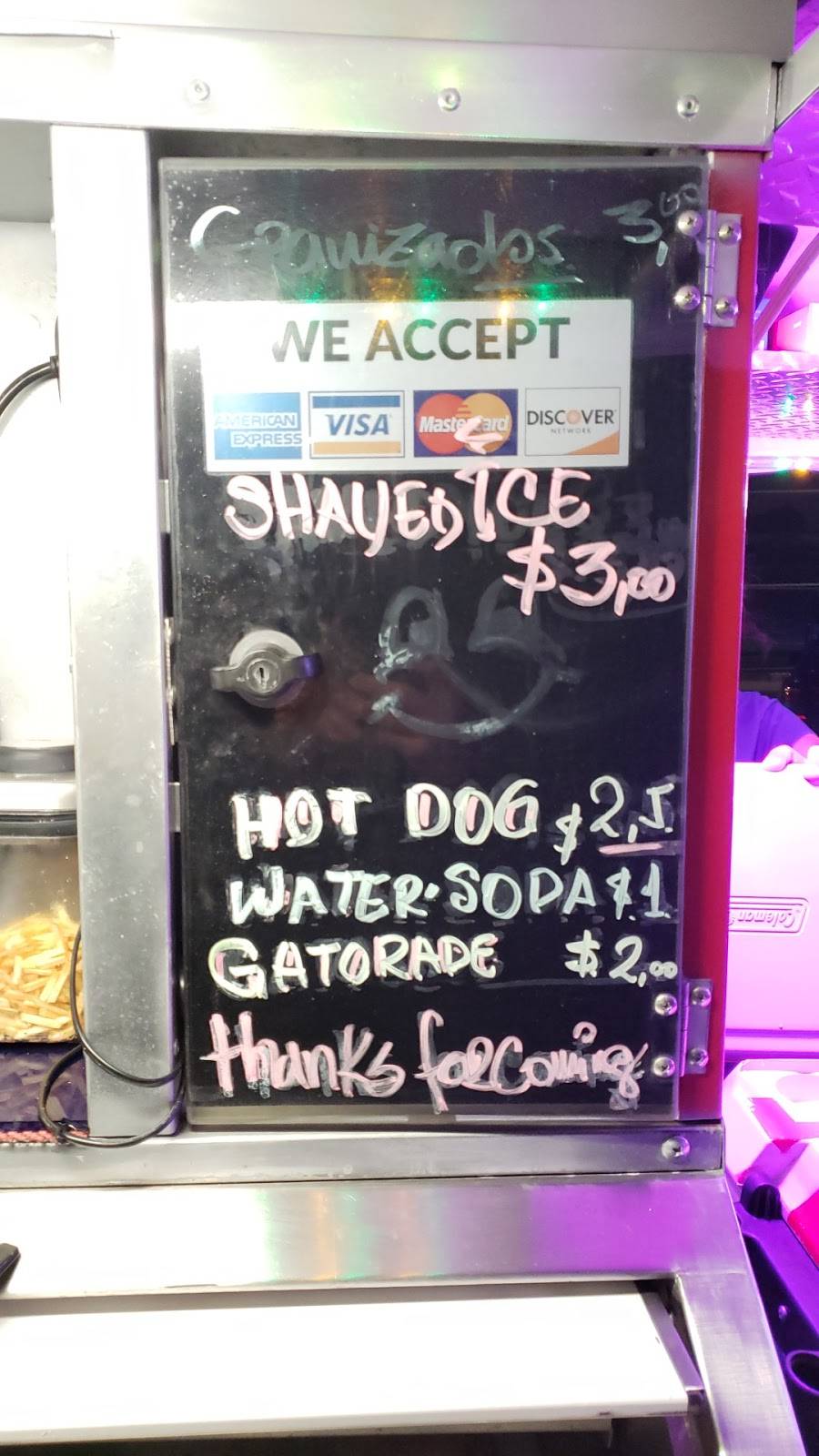 Edos hot dog | restaurant | 3670 SW 28th St, Miami, FL 33133, USA | 7867400287 OR +1 786-740-0287