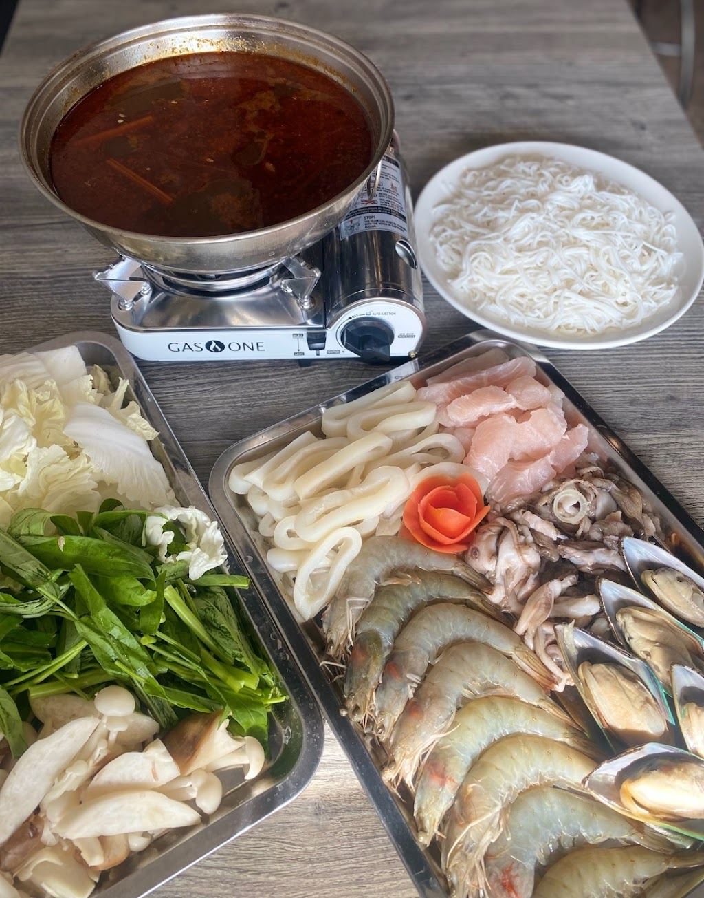 Ohmi Restaurant | restaurant | 8315 Garden Grove Blvd, Garden Grove, CA 92844, USA | 7145915497 OR +1 714-591-5497