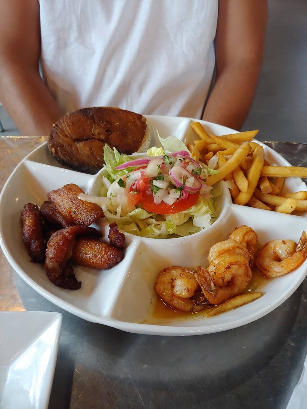 La Granja | restaurant | La Granja Lantana, 6260 Lantana Rd, Lake Worth, FL 33463, USA | 5617217185 OR +1 561-721-7185