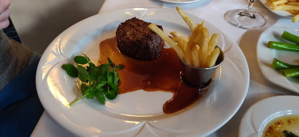 Coast and Main Seafood and Chophouse | restaurant | 705 Mall Cir Dr, Monroeville, PA 15146, USA | 4123806022 OR +1 412-380-6022