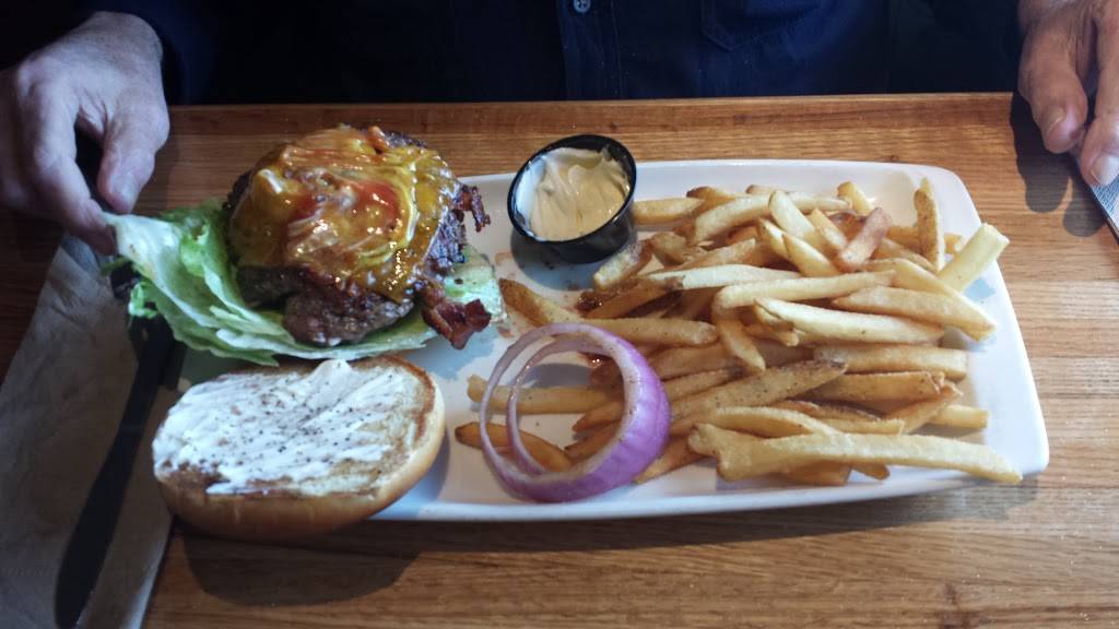 Applebees Grill + Bar | restaurant | 1240 Concord Pkwy N, Concord, NC 28025, USA | 7047956005 OR +1 704-795-6005